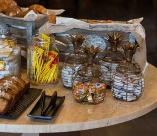 Buffet  Vincci Mae Barcelona