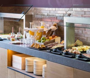 Buffet  Vincci Mae Barcelona