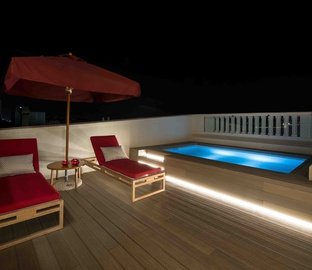 MINI PISCINA  Vincci Mae Barcelona